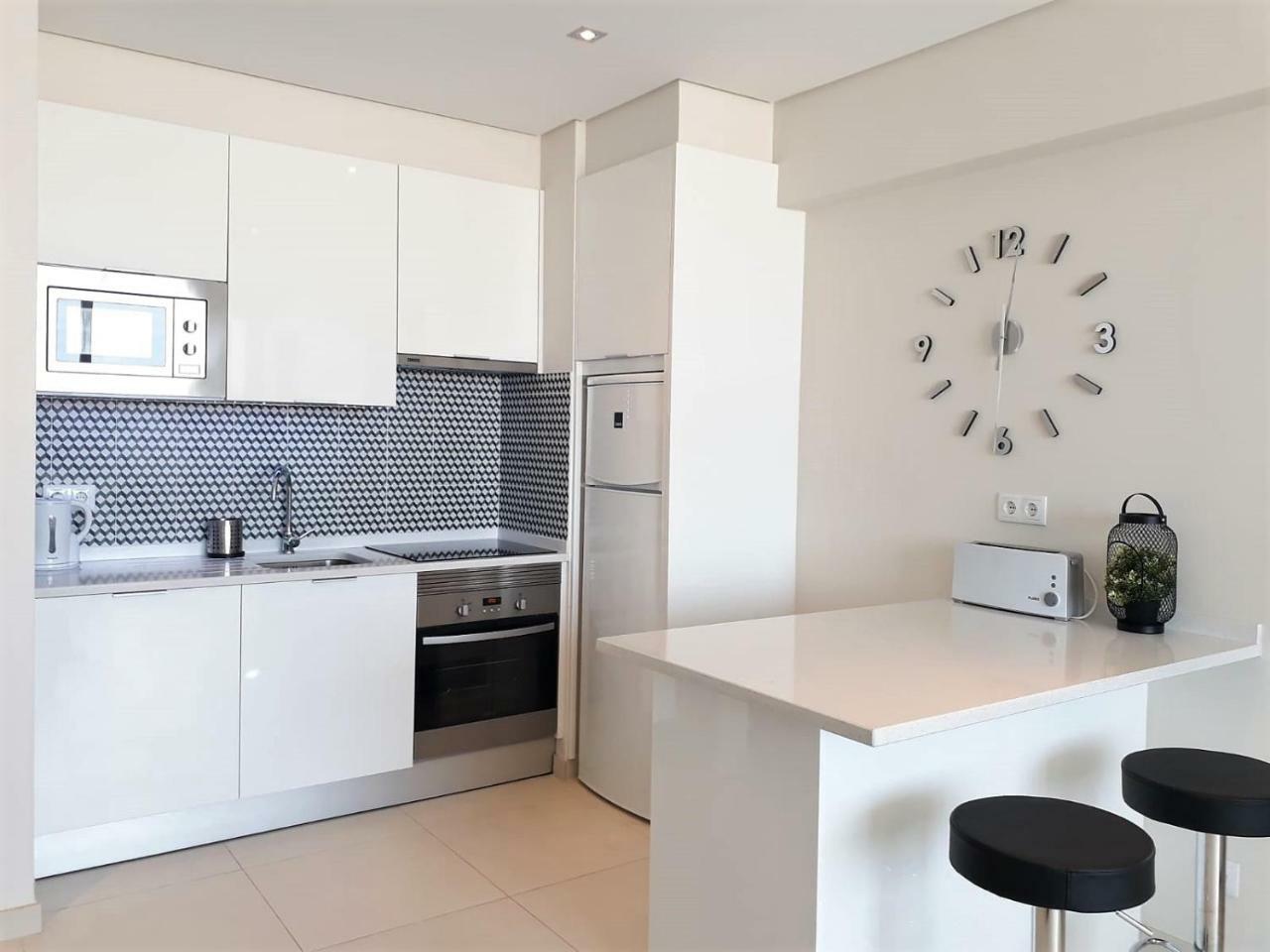 Abmar- Por-Do-Sol, Vista Mar, Remodelado, Wifi, 80Mt Praia クアルテイラ エクステリア 写真