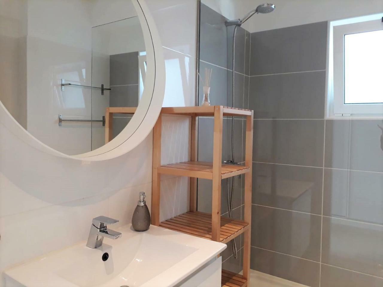 Abmar- Por-Do-Sol, Vista Mar, Remodelado, Wifi, 80Mt Praia クアルテイラ エクステリア 写真